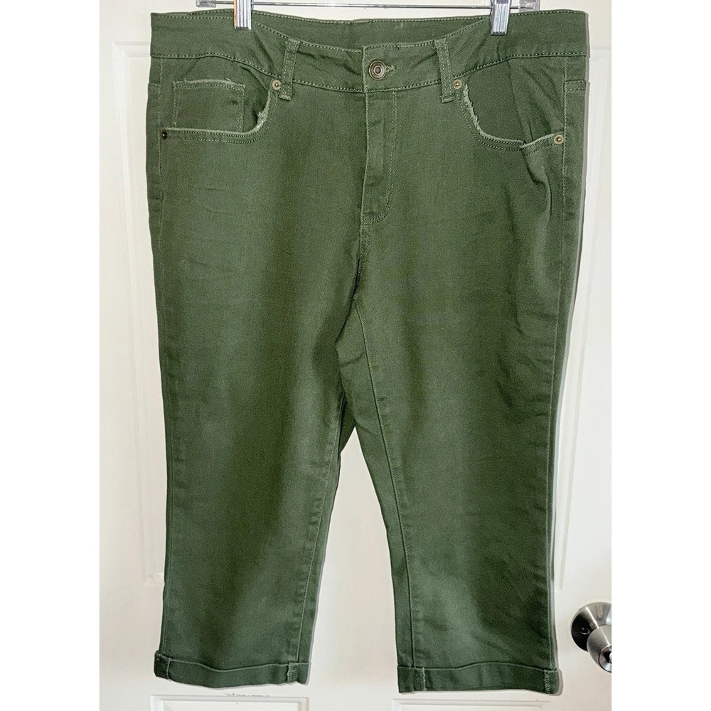 Time and Tru Women's Size 16 Olive Green Stretch Denim Capri Cropped Pants
